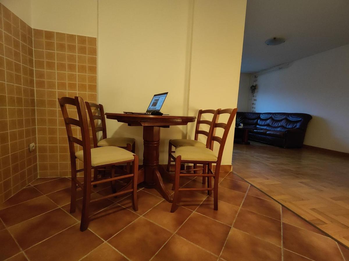 Srecko No3 Appartement Belgrado Buitenkant foto