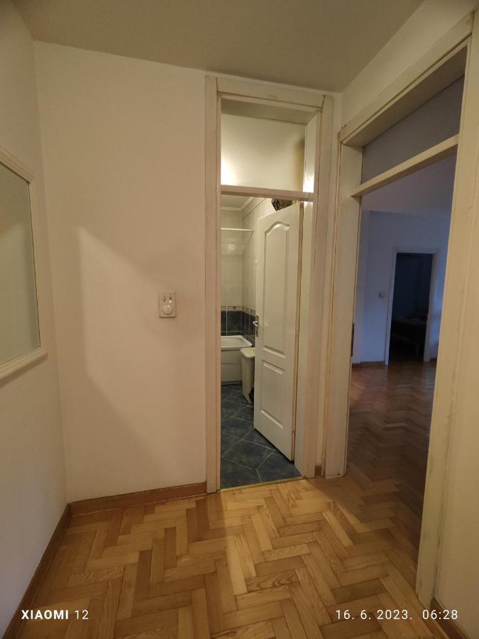 Srecko No3 Appartement Belgrado Buitenkant foto